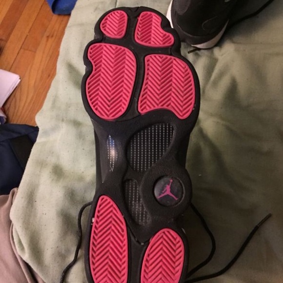 hyper pink 13s - Picture 2 of 4